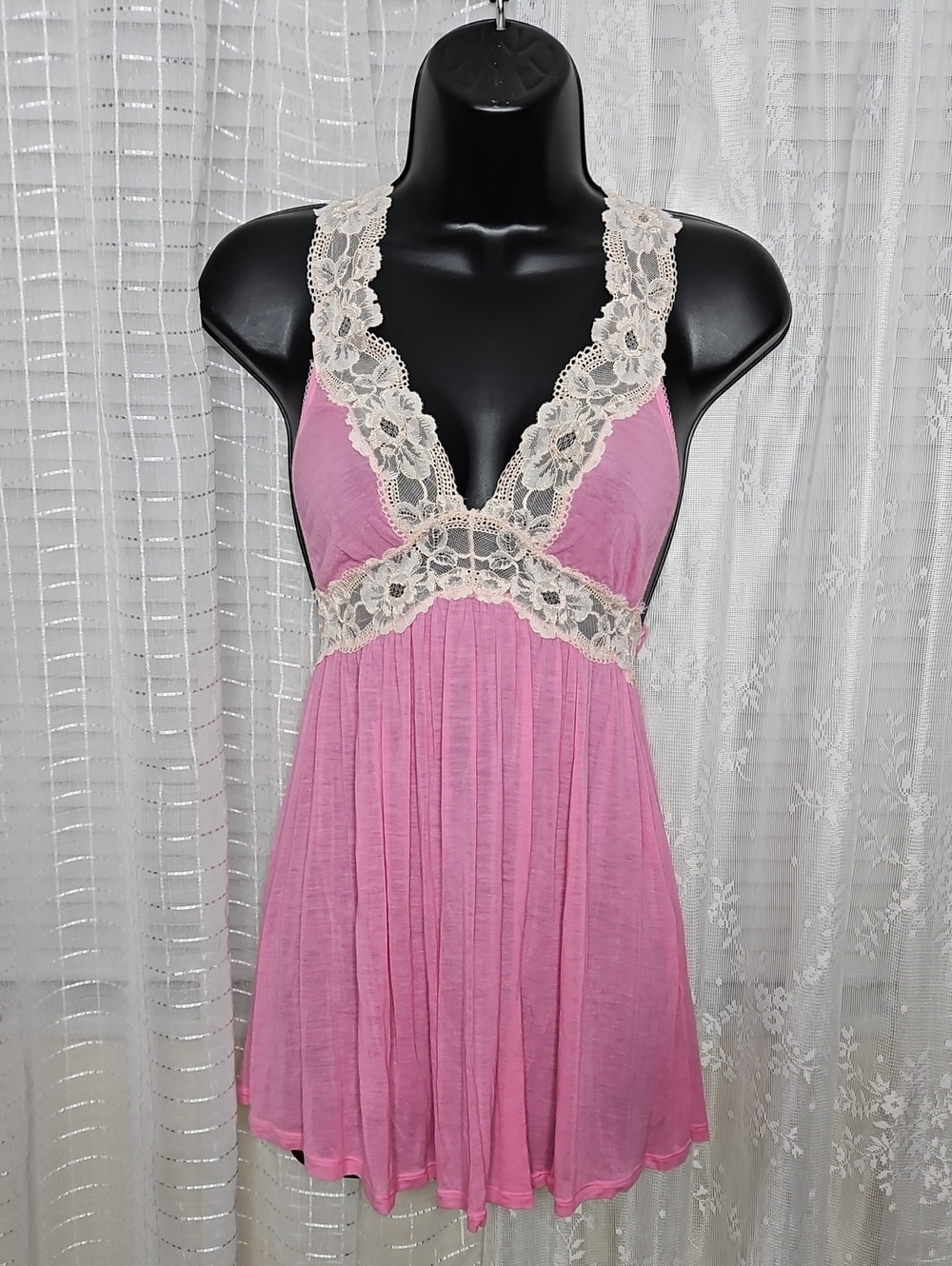 Victoria's Secret Pink Chemise with Cream Lace Trim SzS